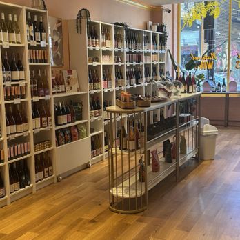 Petrova Chocolates - Interior - Chocolatiers & Shops Near Me - Boston, Massachusetts Petrova Chocolates - Interior - Chocolatiers & Shops Near Me - Boston, Massachusetts