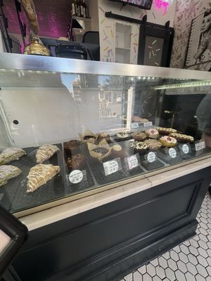 Phatties Bake Shop by null