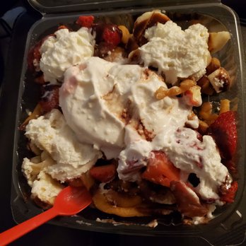 La Michoacana - Funnel cake/ Ice cream - Ice Cream & Frozen Yogurt Near Me - Chicago, Illinois