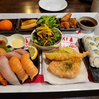 Sushi Giwa - Sushi Bars Near Me - Burnaby, British Columbia
