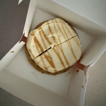 Crumbl - Oakleaf - The Banana Caramel cookie - Bakeries Near Me - Jacksonville, Florida Crumbl - Oakleaf - The Banana Caramel cookie - Bakeries Near Me - Jacksonville, Florida