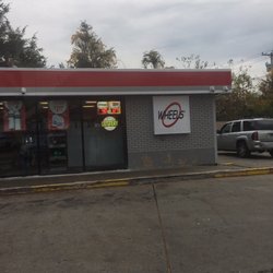 Freedom Premium Fuels - Not sure if the sign is correct??