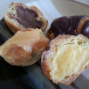 Liliha Bakery - Filling.... - Bakeries Near Me - Honolulu, Hawaii