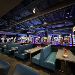 Dave & Buster's Plymouth Meeting