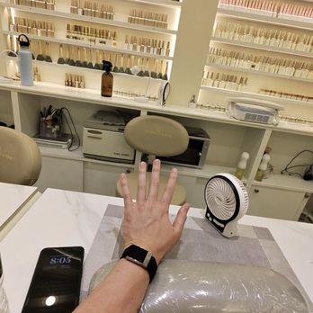 QQ Nails & Spa - Nail Salons Near Me - New York, New York