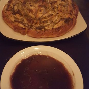 Ragazzi Bistro Italiano - The soprano bread is incredible! You must try this if you're a bread lover - Pizza Near Me - Edmonton, Alberta Ragazzi Bistro Italiano - The soprano bread is incredible! You must try this if you're a bread lover - Pizza Near Me - Edmonton, Alberta
