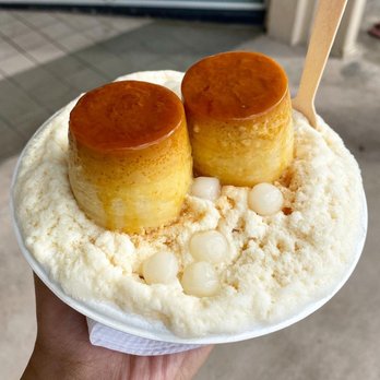 Ice Garden - IG: snacks_with_steph - Desserts Near Me - Aiea, Hawaii
