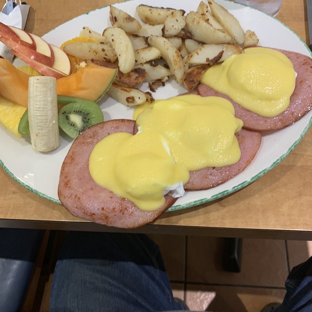 Cora - a plate of food on a table - Breakfast & Brunch Near Me - Peterborough, Ontario Cora - a plate of food on a table - Breakfast & Brunch Near Me - Peterborough, Ontario