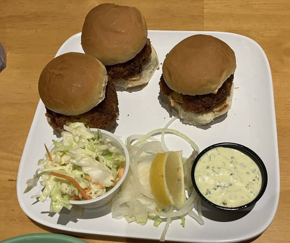 Haley's Sports Bar & Grill Image
