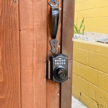 Elite Locksmith - Schlage keypad oil rubbed bronze deadbolt great for harsh desert conditions - Keys & Locksmiths Near Me
