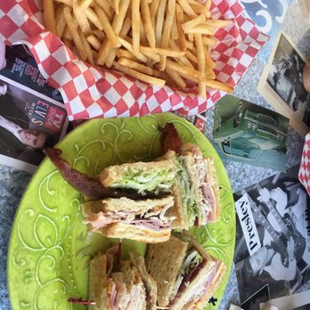 Buddy's Diner - Diners Near Me - Eugene, Oregon