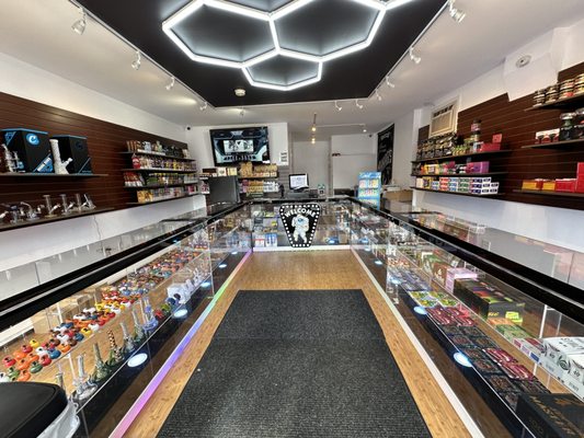 Space Smoke Shop, 594 Van Houten Ave, Clifton, NJ 07013, US