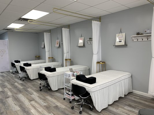 Glam Lash Extension by null