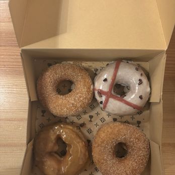 Holey Grail Donuts - Pumpkin Spice, Original Sin, Cookies and Cream - Donuts Near Me - Santa Monica, California Holey Grail Donuts - Pumpkin Spice, Original Sin, Cookies and Cream - Donuts Near Me - Santa Monica, California