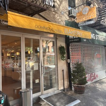Dominique Ansel Bakery - Bakeries Near Me - New York, New York