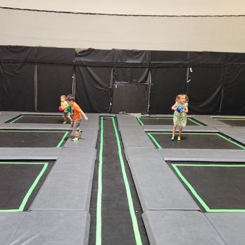 Gravity Extreme Zone - Trampoline Parks Near Me - Chandler, Arizona