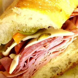 Abondanza Italian Deli On Venice Island