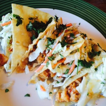 Applebee's Grill + Bar - Grilled chicken wonton taco appetizers - American Near Me - Vallejo, California Applebee's Grill + Bar - Grilled chicken wonton taco appetizers - American Near Me - Vallejo, California