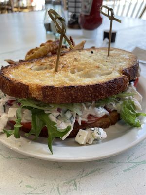 The Pantry On Main by null