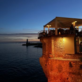 Le Plongeoir - Mediterranean Near Me - Nice, 06