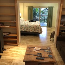 Hawiian Paradise Vacation Rental - Part of living room
