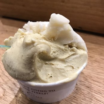 Eataly Boston - Half Sicilian pistachio (Il cielo) and half pear sorbetto. Nice and reasonable at $4.75 - Pizza Near Me - Boston, Massachusetts Eataly Boston - Half Sicilian pistachio (Il cielo) and half pear sorbetto. Nice and reasonable at $4.75 - Pizza Near Me - Boston, Massachusetts