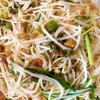 Gold Tree Bakery - shrimp and noodles in a styrofoam container - Bakeries Near Me - San Jose, California