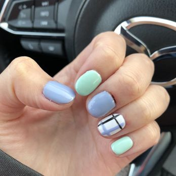 Be My Nails - Bumps on the middle finger. The Nail Technician cut too deep on my middle finger, and it bled. - Nail Salons Near Me - Milpitas, California