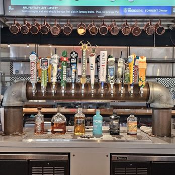 Dtc Sports Grill - Lunch break - Sports Bars Near Me - Tempe, Arizona Dtc Sports Grill - Lunch break - Sports Bars Near Me - Tempe, Arizona