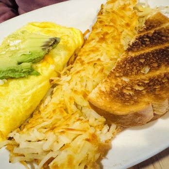 Gladstones - Veggie Omelet - Sports Bars Near Me - Gladstone, Oregon