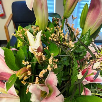Floral Fabulous - Ugly filler flowers - Florists Near Me - Round Rock, Texas Floral Fabulous - Ugly filler flowers - Florists Near Me - Round Rock, Texas