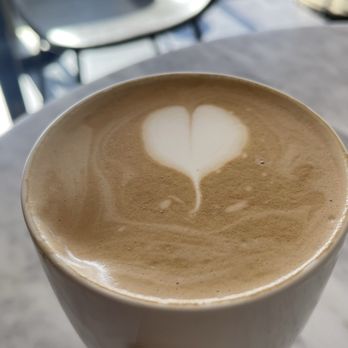 Caffe Ollo - Desserts Near Me - Waltham, Massachusetts
