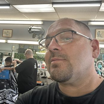 Vineyard Barber & Beauty - Fresh cut and shave - Barbers Near Me - Ontario, California Vineyard Barber & Beauty - Fresh cut and shave - Barbers Near Me - Ontario, California