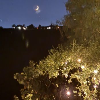 The New Inn - Beautiful shot of the moon - Hotels Near Me - Temecula, California