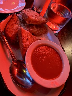 Uncle Dom's Italian Kitchen by null