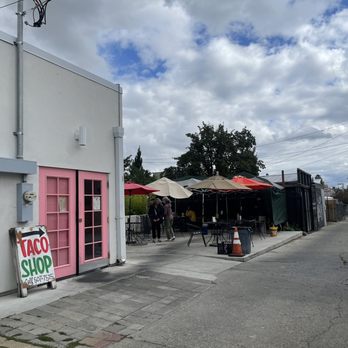 Taco Shop - Taco Shop location in an alley - Tacos Near Me - Reno, Nevada Taco Shop - Taco Shop location in an alley - Tacos Near Me - Reno, Nevada