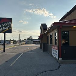 Pizza Hut