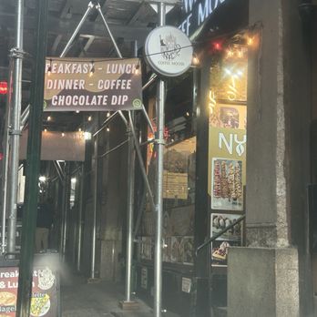 Black Fox Coffee - Cafes Near Me - New York, New York