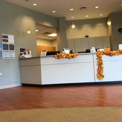 Inova Primary Care - Lake Ridge - Front desk