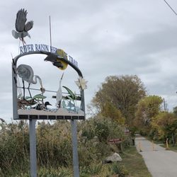 Raisin River Heritage Trail - Raisin River Heritage Trail in Sterling State Park winds out to Lake Erie.