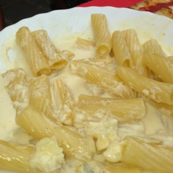 Arena Café - Quattro Formaggio Rigatoni - Coffee & Tea Near Me - Paris, 75
