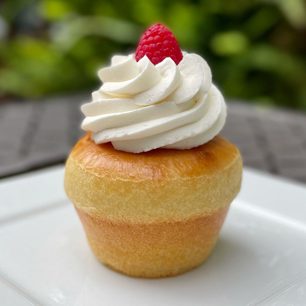 L’ETOILE PATISSERIE 84 Photos & 26 Reviews 1214 Meridian St N