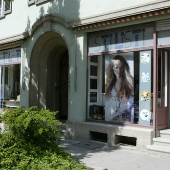 Stilisti - Eingang Geschäft - Hair Salons Near Me - Ulm, BW Stilisti - Eingang Geschäft - Hair Salons Near Me - Ulm, BW
