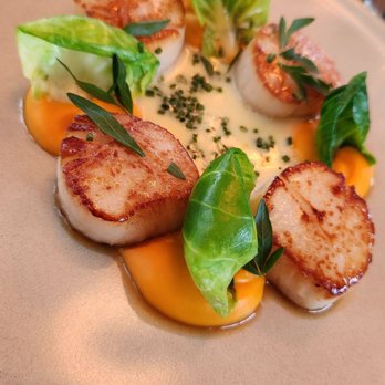 Flea Street - Scallops with yams and Brussel sprouts - New American Near Me - Menlo Park, California
