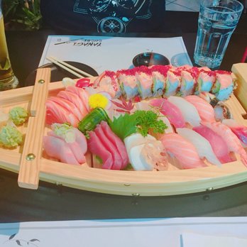 Yanagi Sushi - Japanese Near Me - Toronto, Ontario