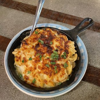 Flying Pig Pub & Kitchen - Mac n cheese - Pubs Near Me - Oceanside, California Flying Pig Pub & Kitchen - Mac n cheese - Pubs Near Me - Oceanside, California