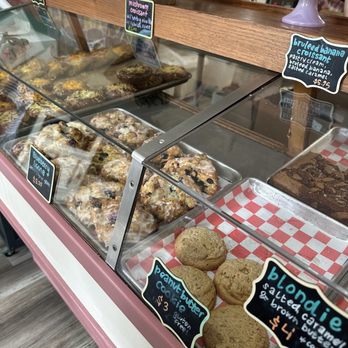 Sugar Moon Bakery - So many options! - Bakeries Near Me - Chicago, Illinois Sugar Moon Bakery - So many options! - Bakeries Near Me - Chicago, Illinois