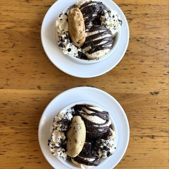The Goat & Vine - @jhennybventures (ig/tiktok) desserts on the house. Our server overheard our celebrations and offered these... - Pizza Near Me - Temecula, California The Goat & Vine - @jhennybventures (ig/tiktok) desserts on the house. Our server overheard our celebrations and offered these... - Pizza Near Me - Temecula, California