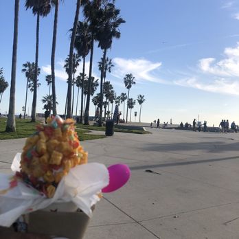 Turn Dough - cinnamon cone, vanilla bean, with a Captain Crunch and fruity pebble mix - Bakeries Near Me - Venice, California