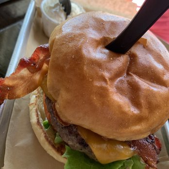 American Grub - Burgers Near Me - Tustin, California